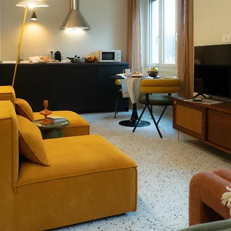 Apartamento Vassily Deluxe - Metro M1 - Rembrandt 45 *