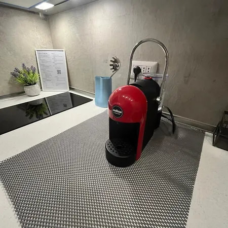 Apartman Loreto 15 Mins From Duomo - M1 Rovereto Milánó