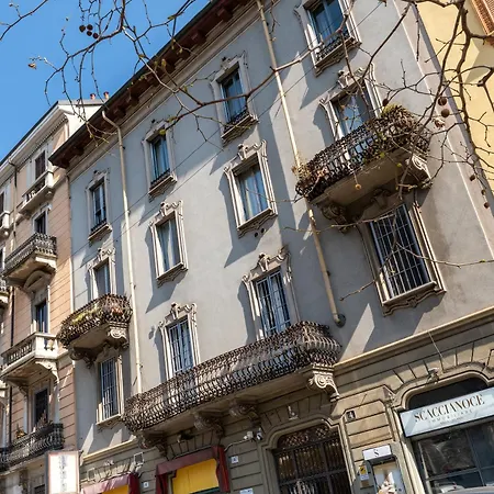 Moscova Luxe - Elegant With 2 Bathrooms