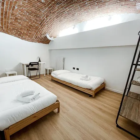 아파트 Watt Industrial Loft - Navigli District,