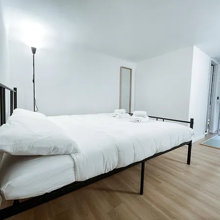 Watt Industrial Loft - Navigli District, Апартаменты Милан