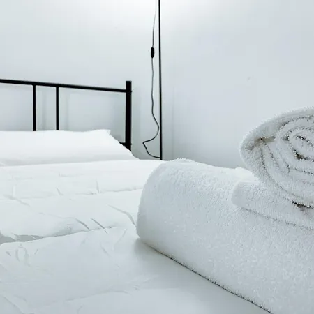 Watt Industrial Loft - Navigli District, 아파트 *