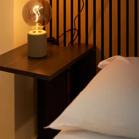 Duomo Imperial Suits - Modern&comfortable * Milán