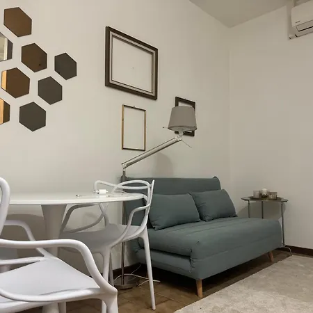 Apartamento Pasteur-mm Red Line *