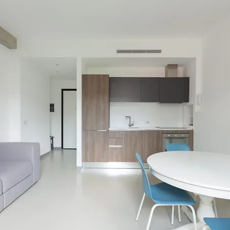 Апартаменты Center Apartment-gioia Милан