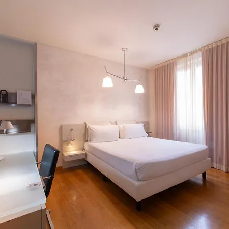 Hotel Mercure Solari