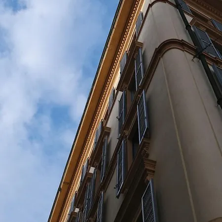 Hõma Spiga Mailand