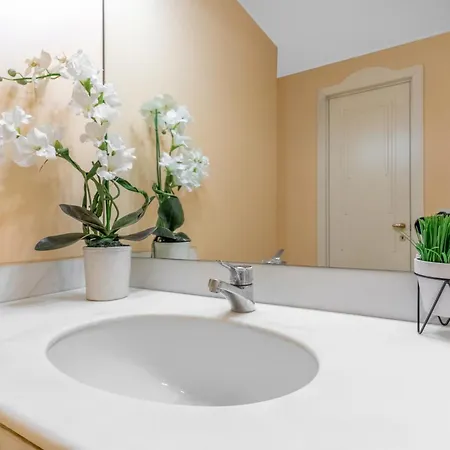 Luxurious Duomo A/c-wi-fi Free Apartament Mediolan