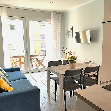 Matthias - - Modern And Cozy Flat, Close To The Metro - 15 Min From Station, Close To San Raffaele Apartamento