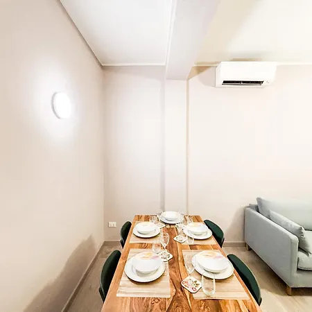 아파트 Nel Cuore Di Via Tortona 밀라노