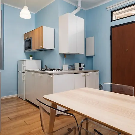 Classbnb - 1 Kilometers From Porta Garibald 아파트 밀라노