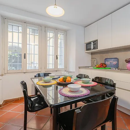 Ethnic-chic, A Due Passi Dal Duomo! Apartment *