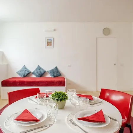 Apartment Near Station *