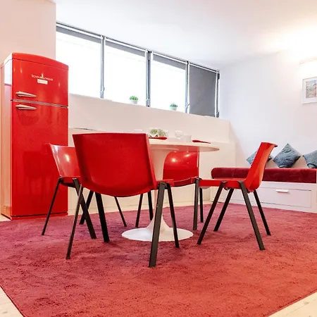 Apartment Near Station Milan