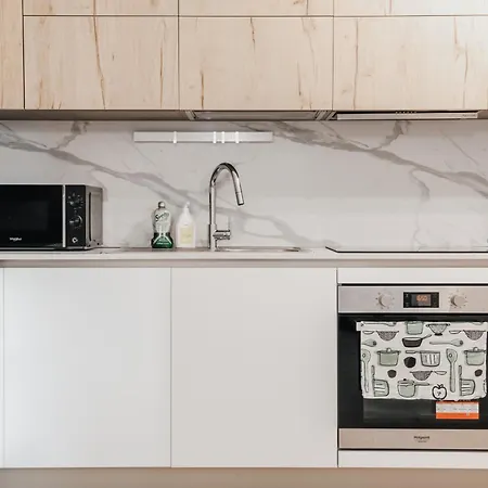 Casa Aurora San Siro Free Garage&wi-fi شقة