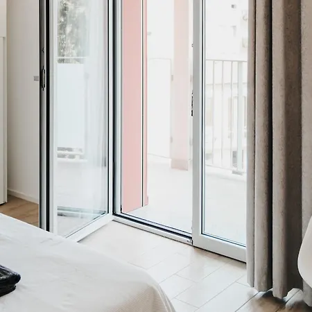 Casa Aurora San Siro Free Garage&wi-fi شقة *