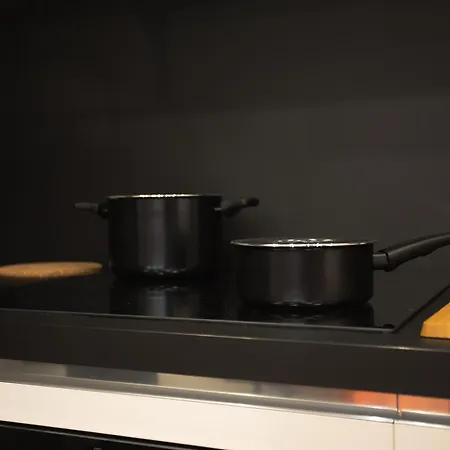 דירה Just Urban - Stylish Loft In - Duomo 4 Min M1 מילאנו