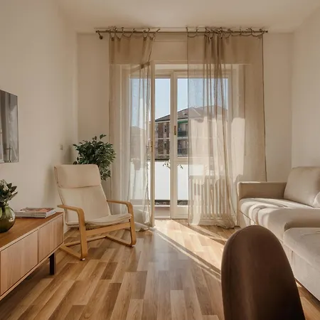 Elegance & Relax - Tennis, Child Park, 20 Minutes From Duomo * 밀라노