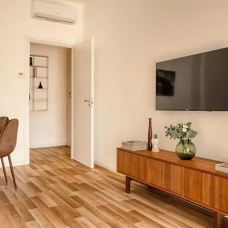 Elegance & Relax - Tennis, Child Park, 20 Minutes From Duomo