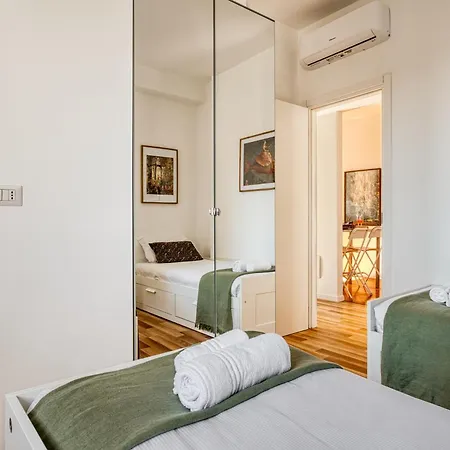 Elegance & Relax - Tennis, Child Park, 20 Minutes From Duomo Milão