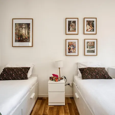 Elegance & Relax - Tennis, Child Park, 20 Minutes From Duomo Milão