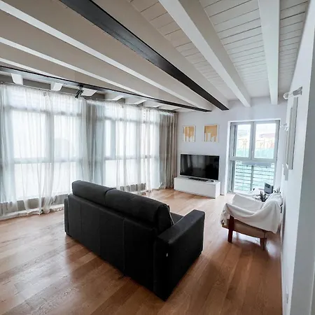 Appartamento Garden Penthouse - Large & Trendy Flat, Milano