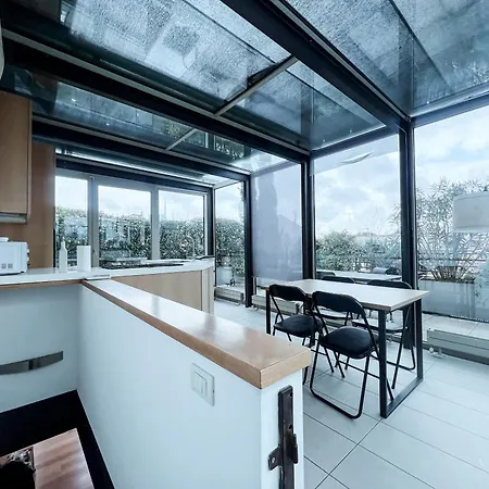 Garden Penthouse - Large & Trendy Flat,