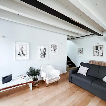 Garden Penthouse - Large & Trendy Flat, Milán