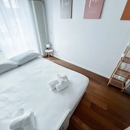 Garden Penthouse - Large & Trendy Flat,