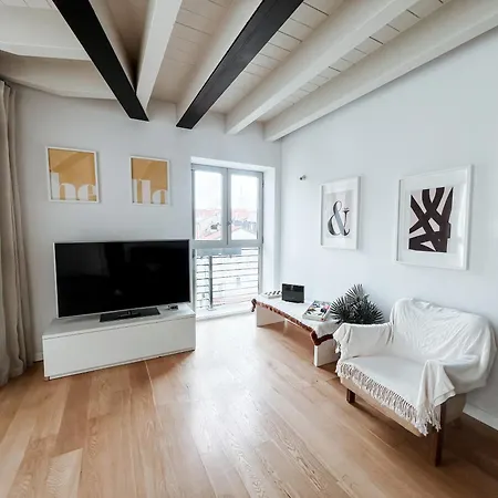 Apartament Garden Penthouse - Large & Trendy Flat, Mediolan