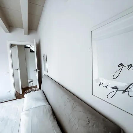 Garden Penthouse - Large & Trendy Flat, Milán