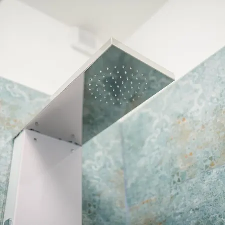 Bright Elegant Flat With Balcony, Portello *