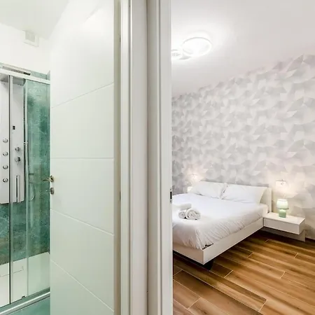 Lejlighed Bright Elegant Flat With Balcony, Portello Milano