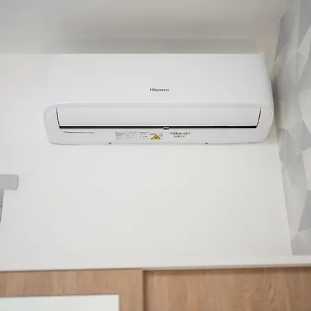 Appartement Bright Elegant Flat With Balcony, Portello Milaan