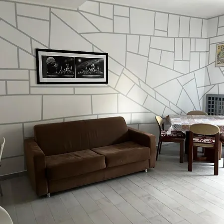 Apartment Crescenzago House