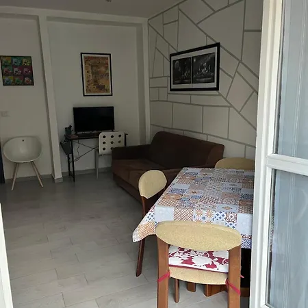 Apartment Crescenzago House *