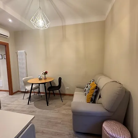 La Regina Delle Locazioni Ai Navigli 2 Appartement Milaan