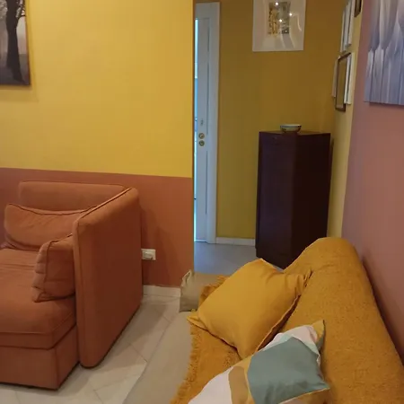 Flores Home, Vintage Style & Comfort Steps To Center, Navigli, Bocconi
