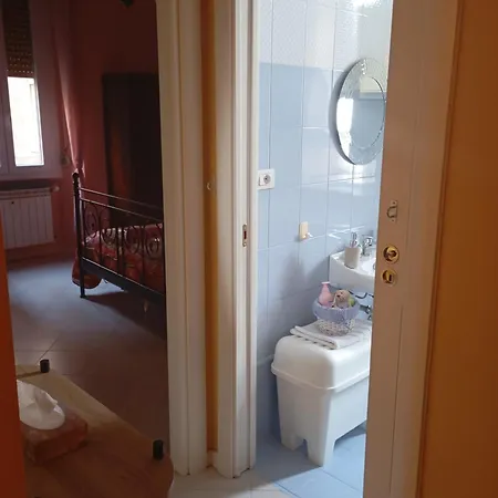 Flores Home, Vintage Style & Comfort Steps To Center, Navigli, Bocconi * Milan
