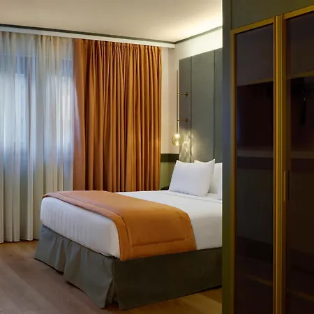 Nemi, Milan, A Tribute Portfolio 5*