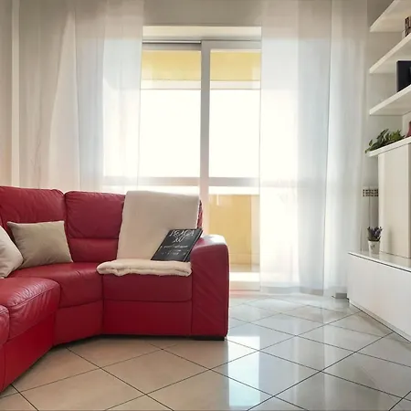 Apartment Homeby, Casa Cartesio Milan