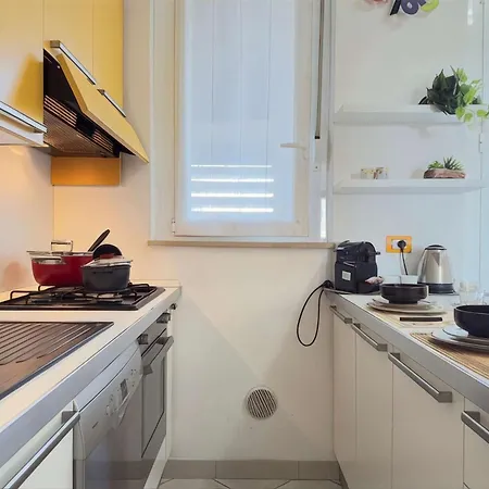 Homeby, Casa Cartesio * Milão