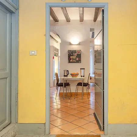 Comfort In Navigli Area