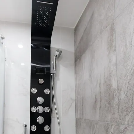 Apartment Noe Luxury & -