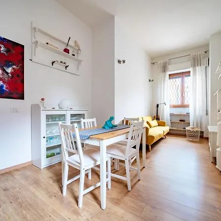 Need Is Loft شقة *