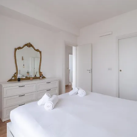 Apartament Panoramico A Porta Romana *