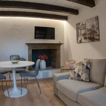 Apartment Chich And Modern Mini-loft Navigli Milan