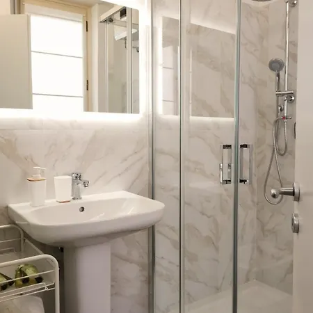 Appartement Cute A Due Passi Dalla Metro Milaan