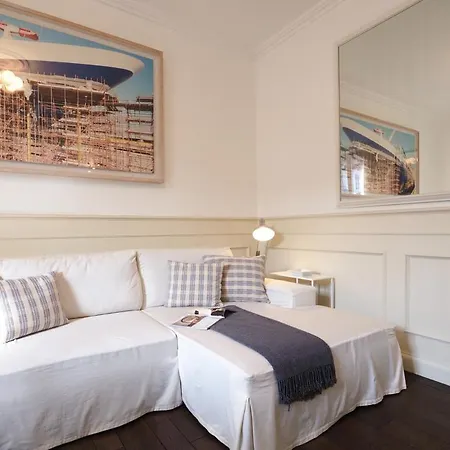 Apartment Refined And Bright One-bedroom Near Metro M4 - Dateo *