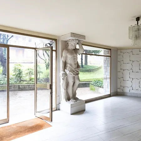 Assunta Exclusive With Balcony - Collection * Milano